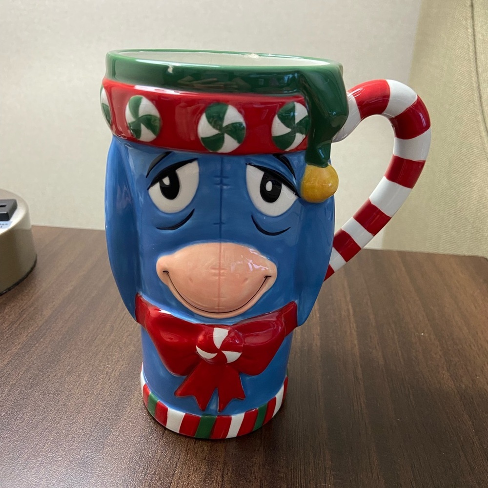 Authentic Disney store Eeyore Christmas mug * Winnie the Pooh